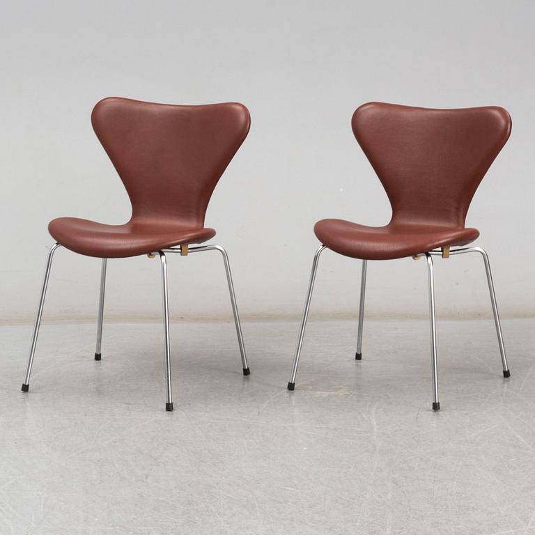 ARNE JACOBSEN,