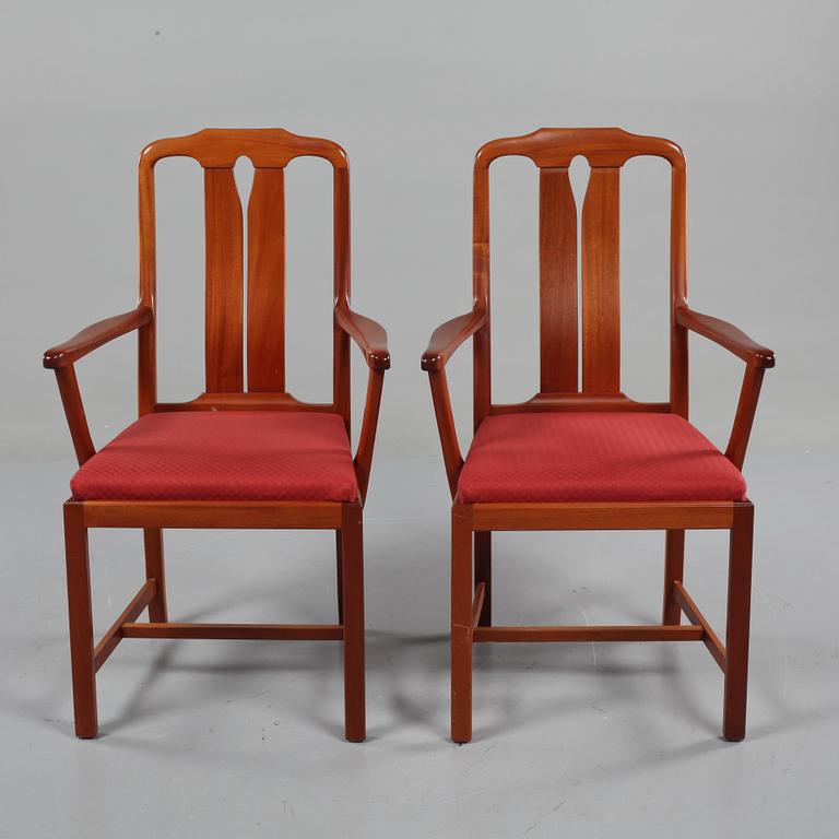 STOLAR, 6 st, samt KARMSTOLAR, ett par, "Ambassadör", Carl Malmsten, Rydéns Interiör, tillverkade 1985.