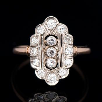 A RING, 8/8 cut diamonds, 14K gold. Soviet Union.