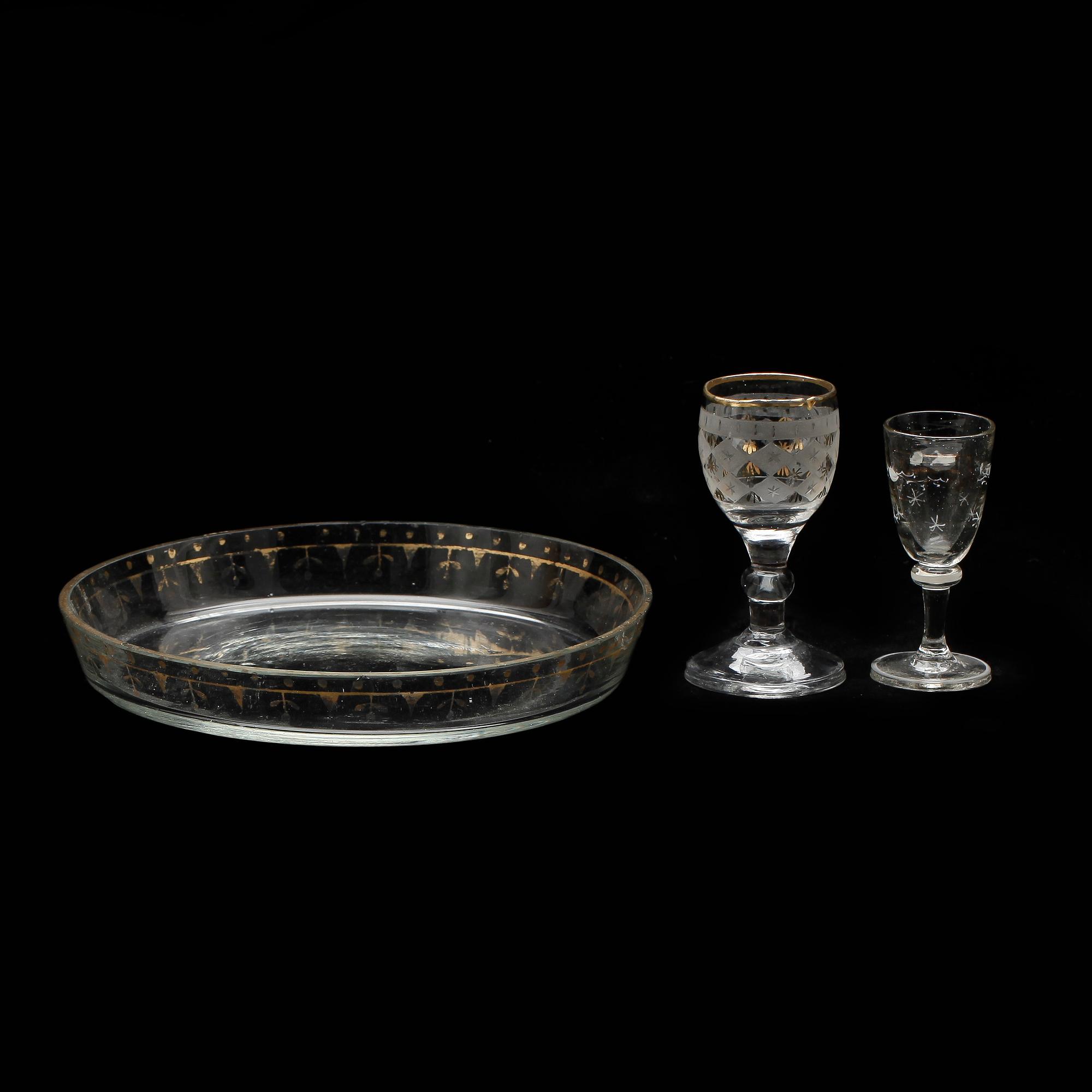 PARTI GLAS, 18 delar, empire, 1800-talets första hälft.