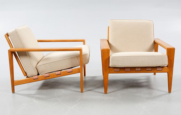 A pair of arm chairs by Svante Skogh, from the third qourter of the 20th century.