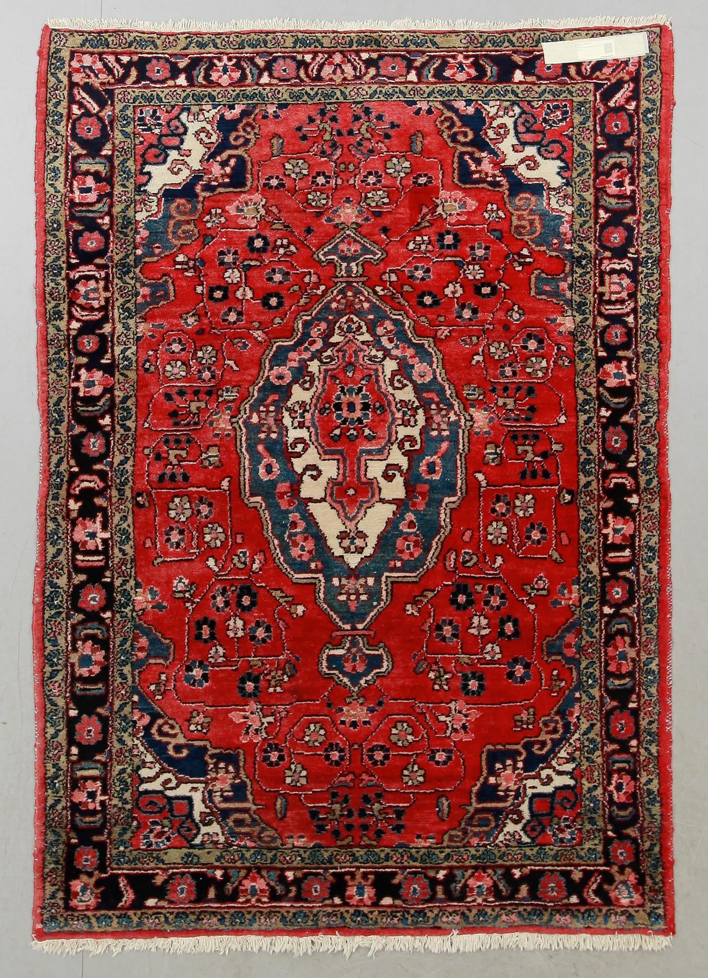 MATTA, orientalisk, ca 210 x 150 cm.