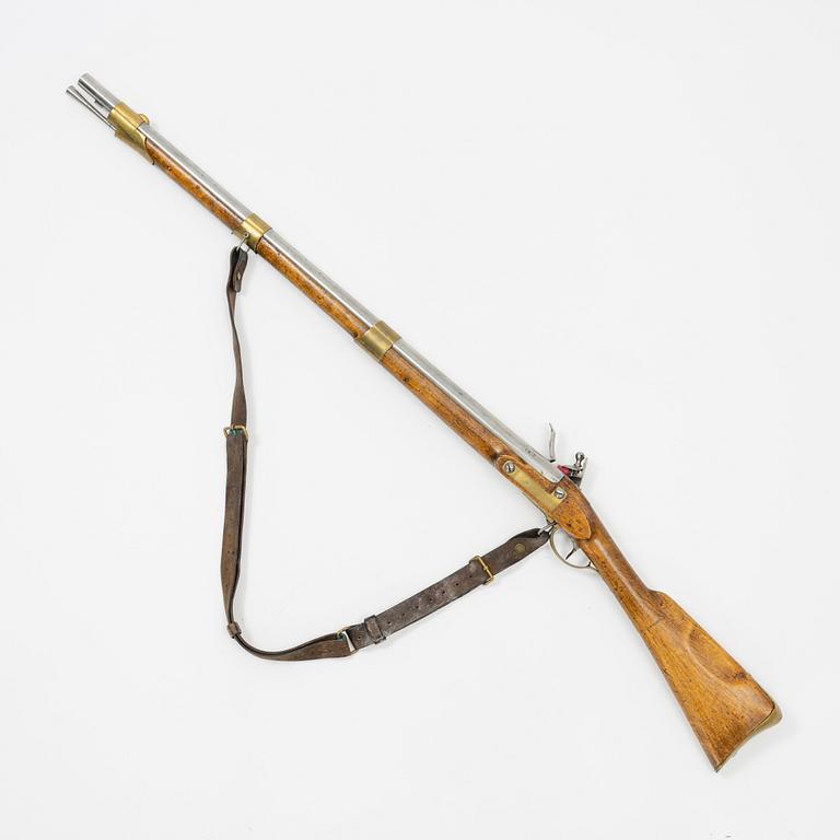 A Swedish flintlock gun 1815-26 pattern.