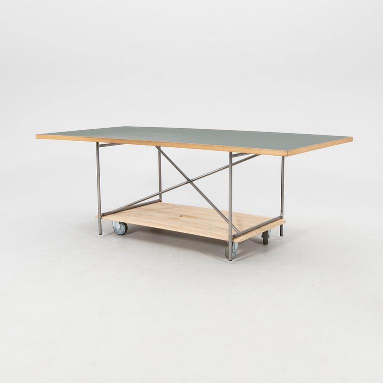 Egon Eiermann, table for Richard Lampert. 21st century.