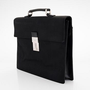 Gucci, laptop case/ bag.