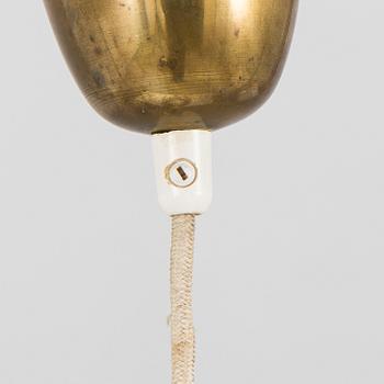 Paavo Tynell, taklampa, modell K2-51 för Idman, 1900-talets mitt.