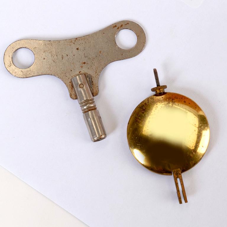 A 1940s possibly Mjölby Intarsia table clock.