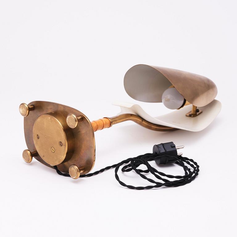 Harald Notini, bordslampa, modell "15582", Arvid Böhlmarks Lampfabrik 1950-tal.