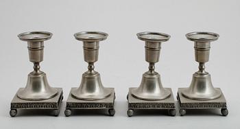 LJUSSTAKAR, 4 st, tenn, gustaviansk stil, BO Santesson 1949.