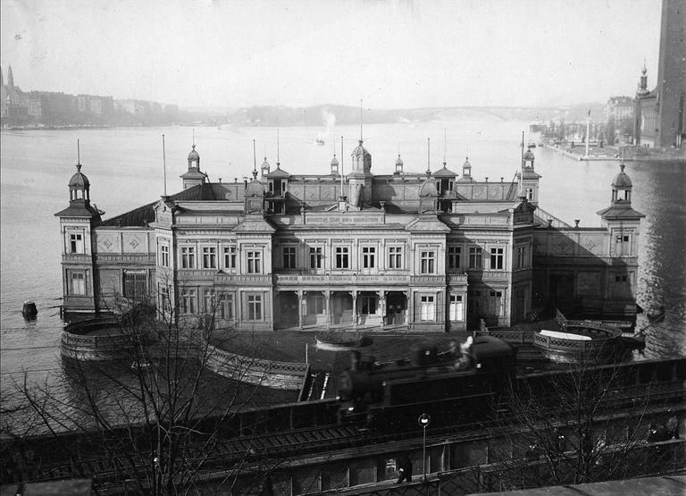 Eric Hallström, "Tegelbacken" ("Järnvägsbron, Tegelbacken").