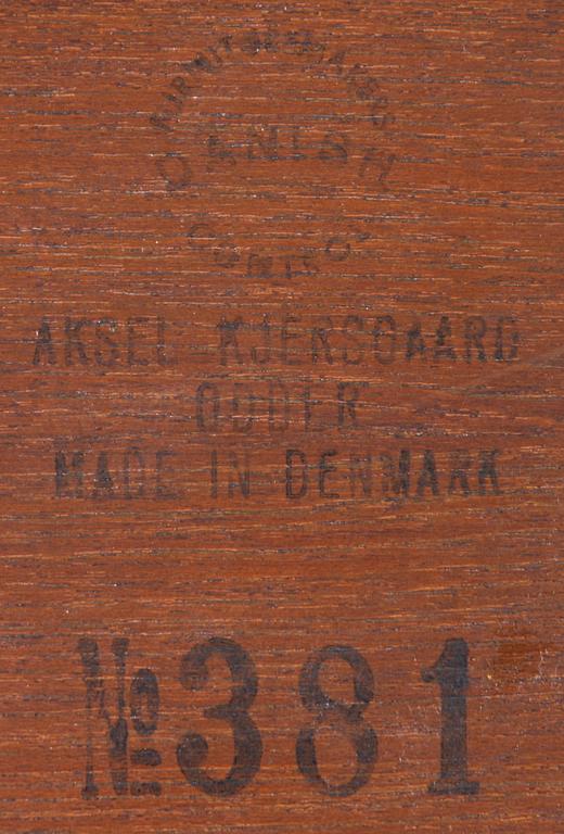 BORD, Aksel Kjersgaard, Odder, Danmark.