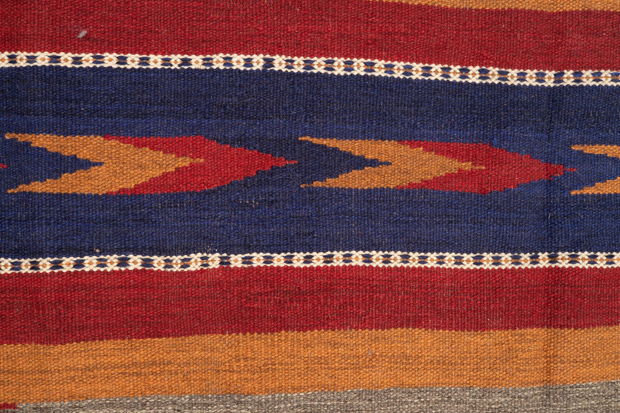 Carpet, Persian kilim, 294 x 193 cm.