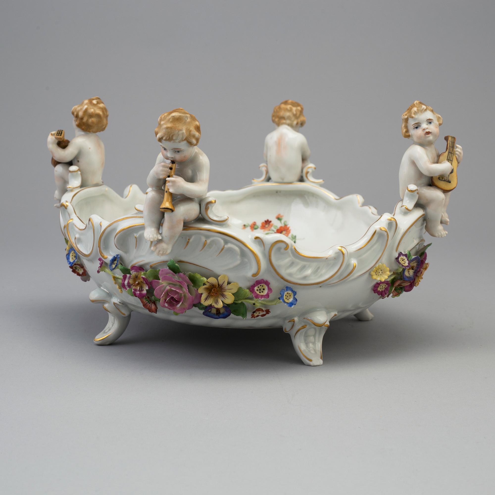 a porcelain bowl from von Schierholz Germany, early 20th century.