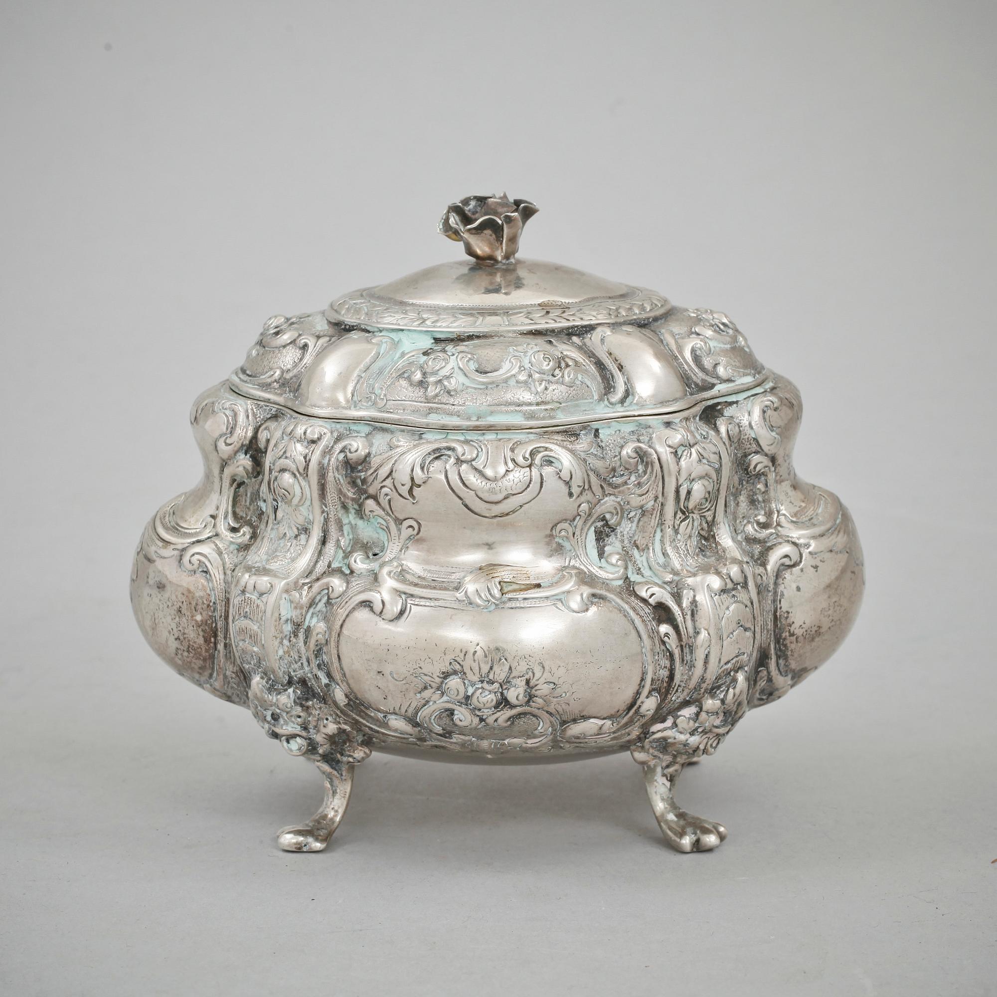 SOCKERSKRIN, silver, rokokostil, importstämplar, 1900-tal. 340gr.