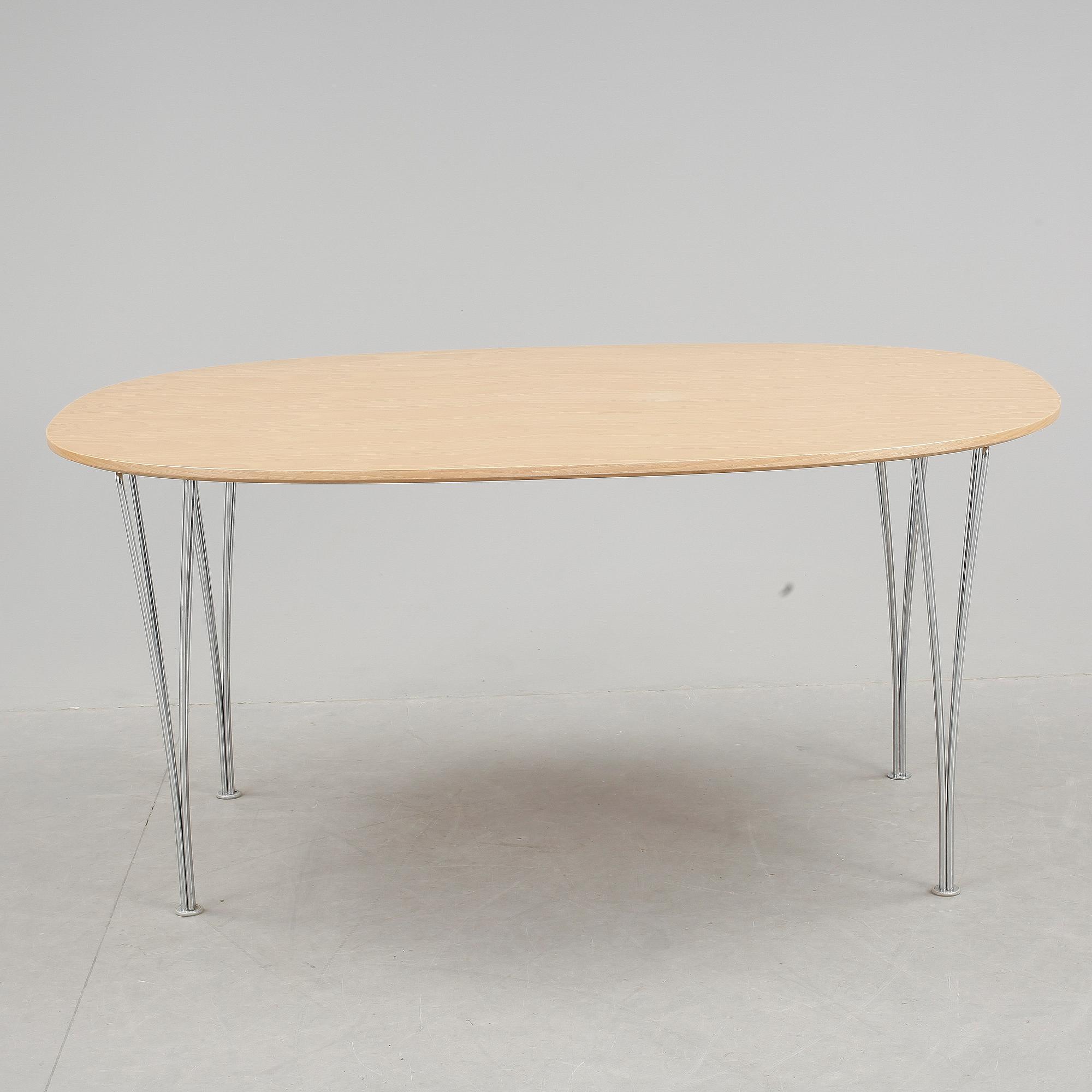BORD, "Superellips" Design Bruno Mathsson och Piet Hein för Fritz Hansen.