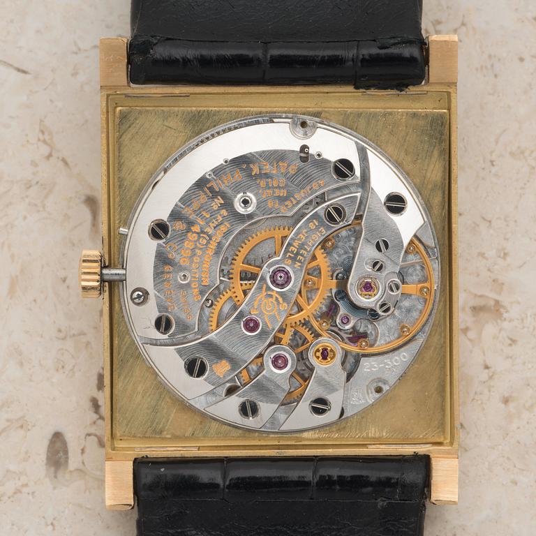 PATEK PHILIPPE, Genève, wristwatch, 25,5 x 26,5 (33,5) mm,