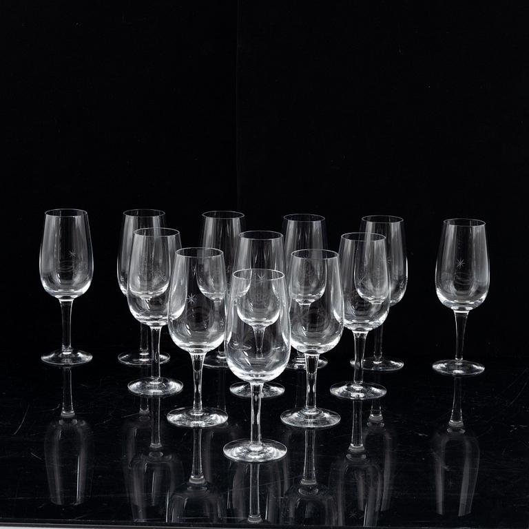 Signe Persson-Melin, twelve "Bouquet" wine glasses, Kosta Boda, Sweden.