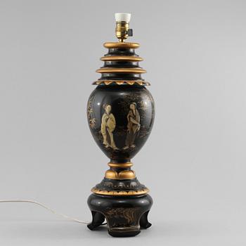 BORDSLAMPA, orientalisk, 1900-tal.