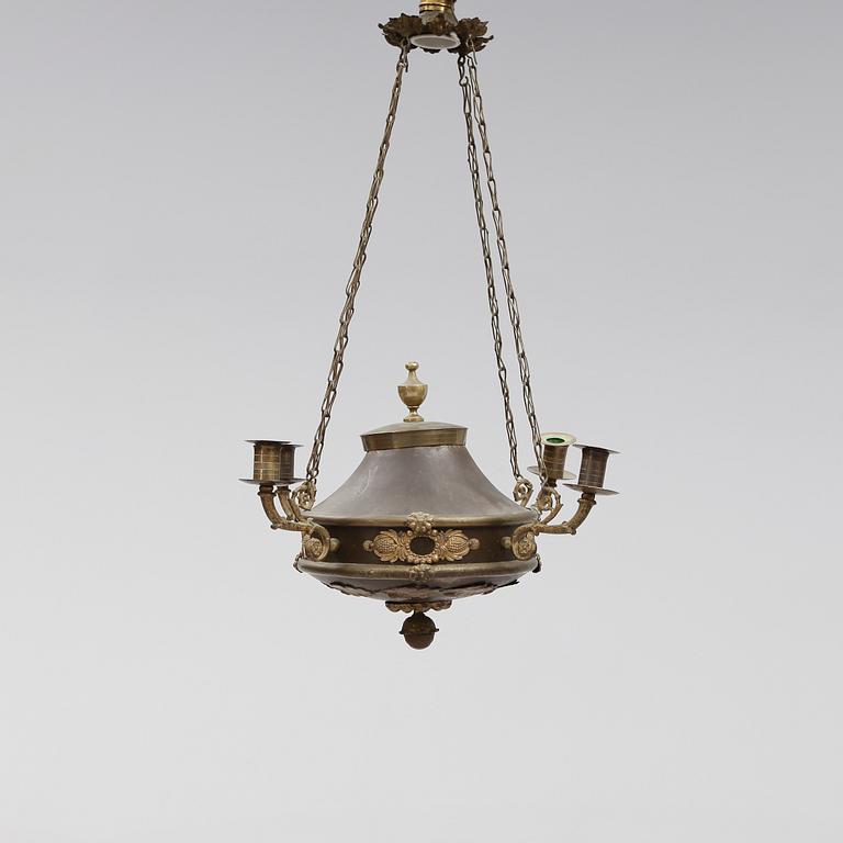 TAKAMPEL, empirestil, 1800-talets andra hälft. Höjd ca 60 cm.