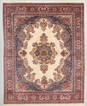 A carpet, Sarouk, around 305 x 247 cm.