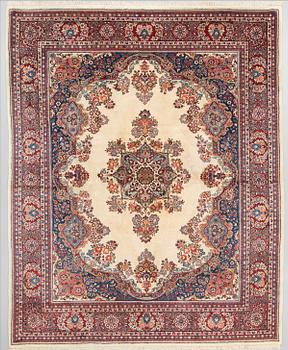 A carpet, Sarouk, around 305 x 247 cm.