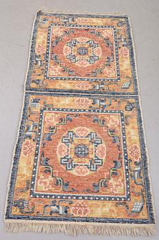 MATTA, Ningxia, Kina, semiantik. Ca 123 x 60 cm.