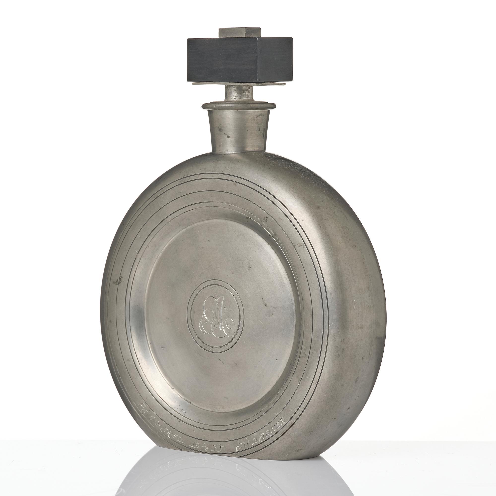 Sylvia Stave, Decanter, cigarette holder, and inkwell, C.G. Hallberg, Stockholm, 1930s.