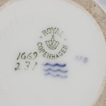 Royal Copenhagen, maljakko, posliinia, Royal Copenhagen, 1900-luvun alkupuoli.