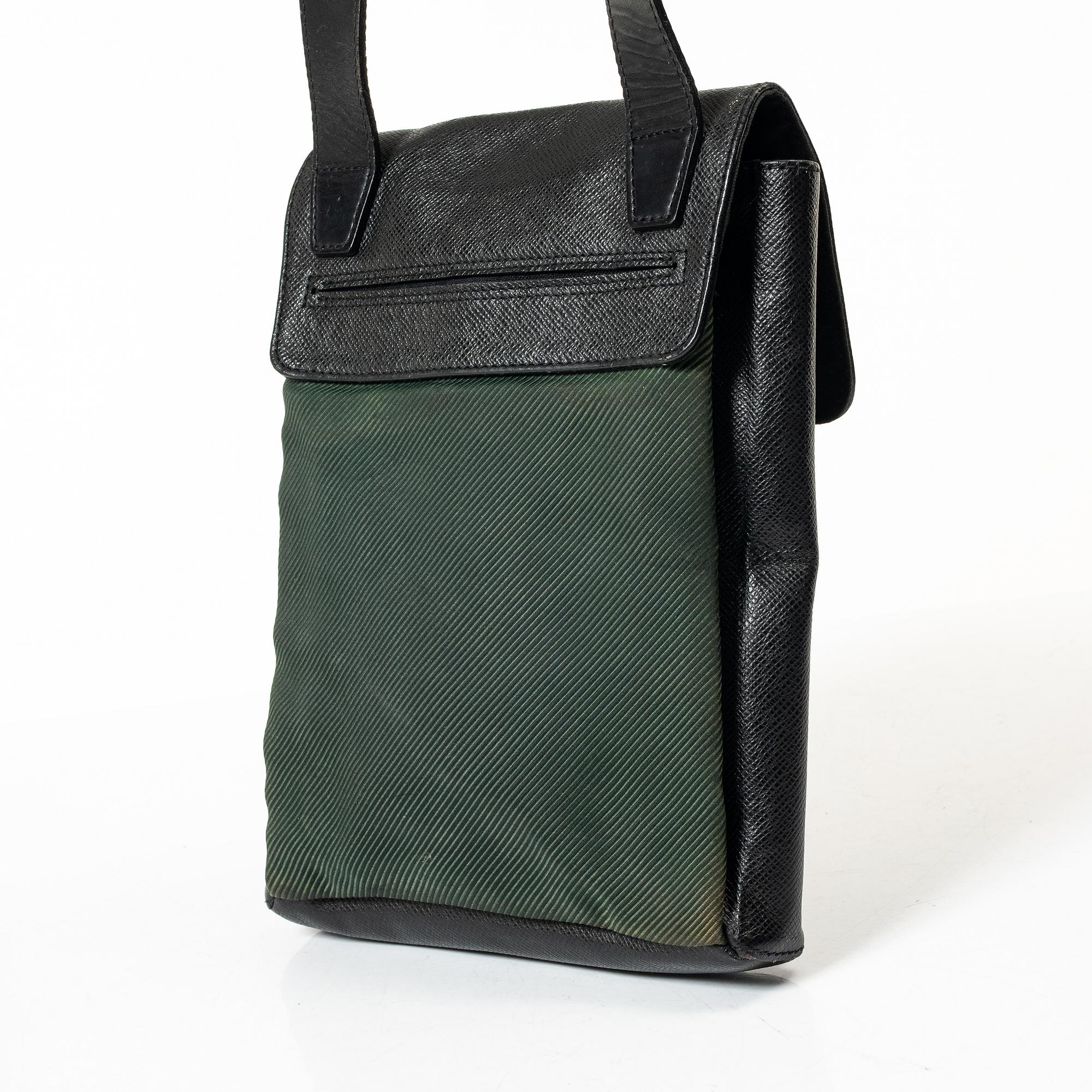 Louis Vuitton, väska, "Pm Taiga Saratov", 2003.