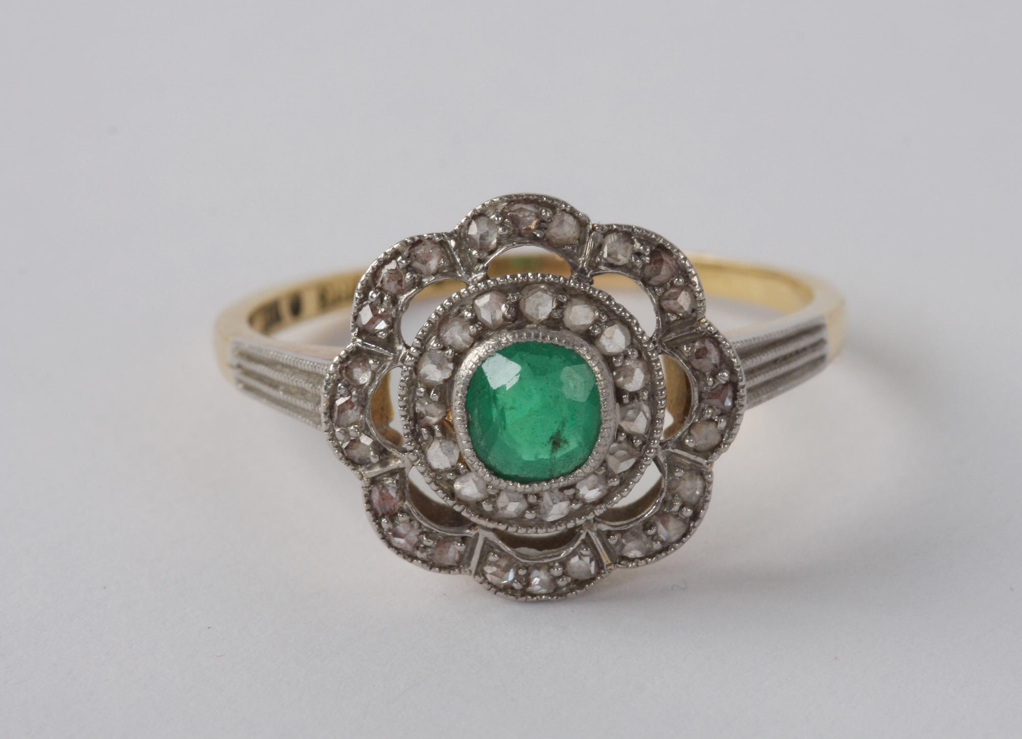 RING, guld, smaragd och rosenstenar, Hugo Strömdahl, Stockholm 1940.