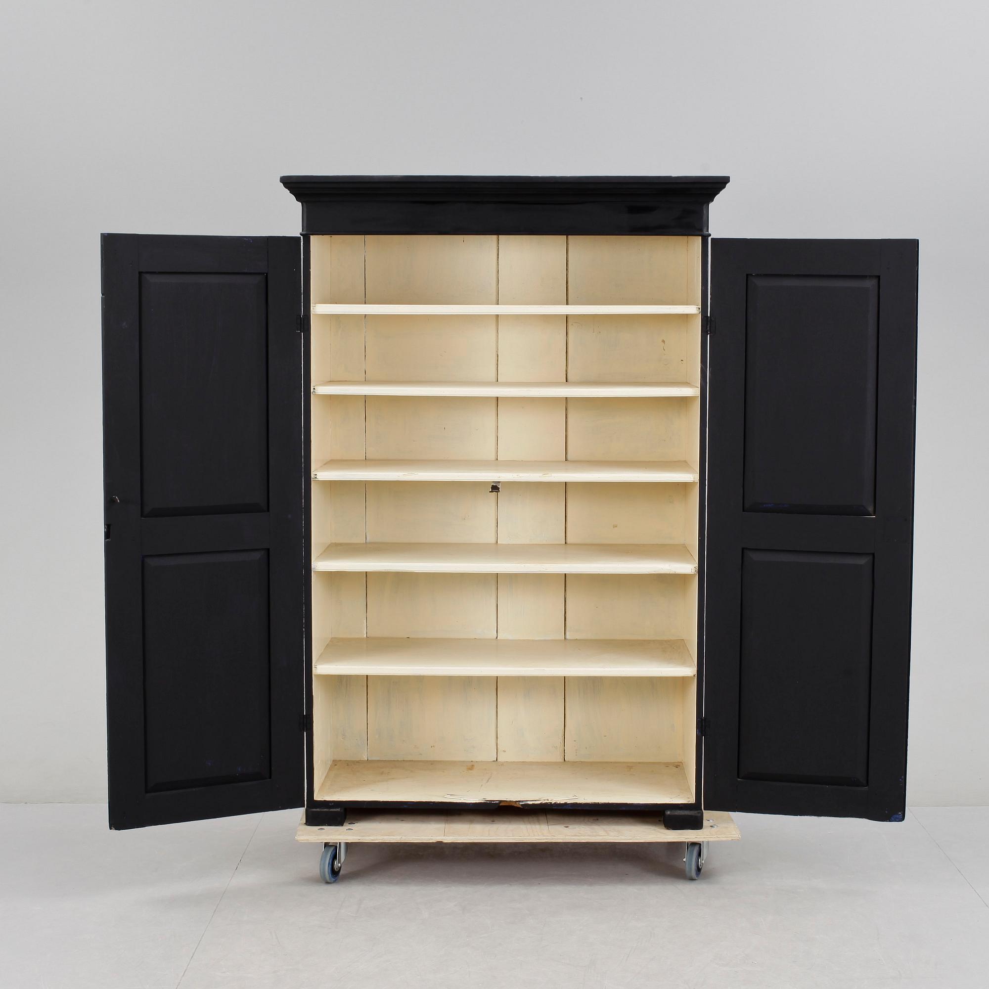 SKÅP, omkring 1900.