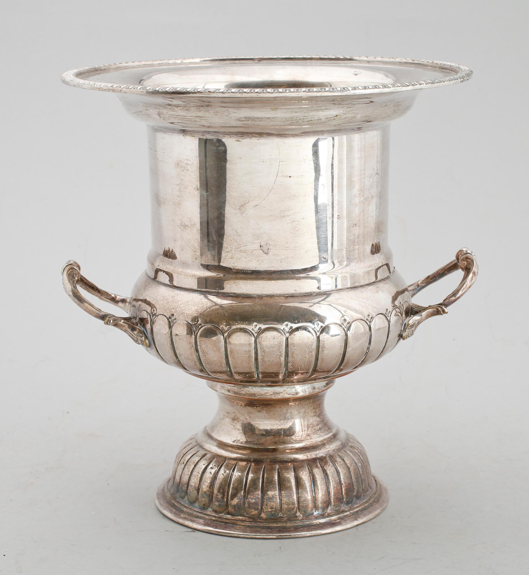 CHAMPAGNEKYLARE, nysilver, England, 1900-talets första hälft.