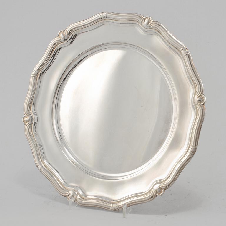 KUVERTTALLRIK, silver, C.G Hallberg, Stockholm, 1950. Vikt 395 g.