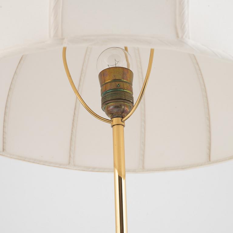 Josef Frank, bordslampa, modell 2466, Firma Svenskt Tenn.