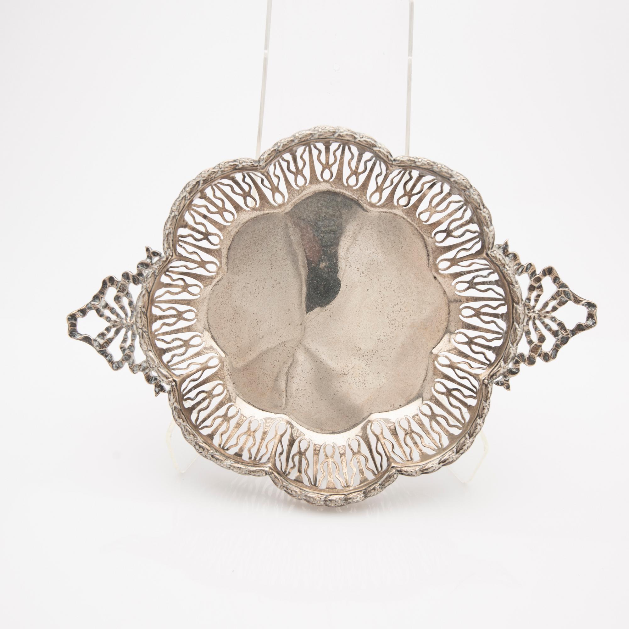 Bowl, silver, Birmingham, 1914.
