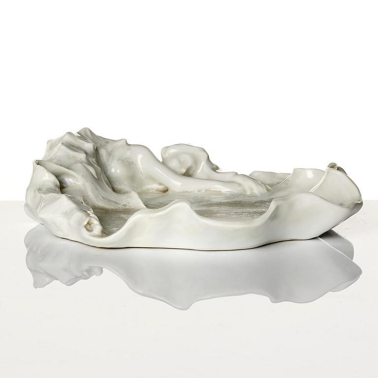 Alf Wallander, an Art Nouveau porcelain dish, Rörstrand, ca 1900, with dedication to Ellen Key.