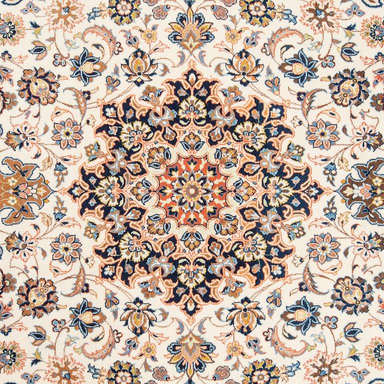 Carpet, Isfahan, signed, approx. 184 x 107 cm.