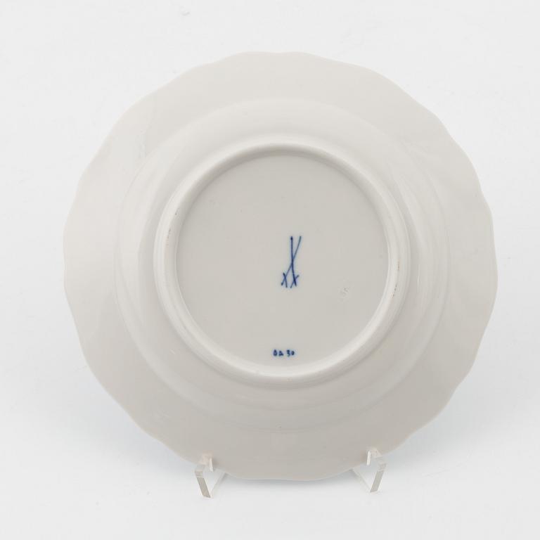 Matservis, porslin, 34 delar, "Zwiebelmuster/Lökmönstret, Meissen, Tyskland, 1900-talets första hälft.