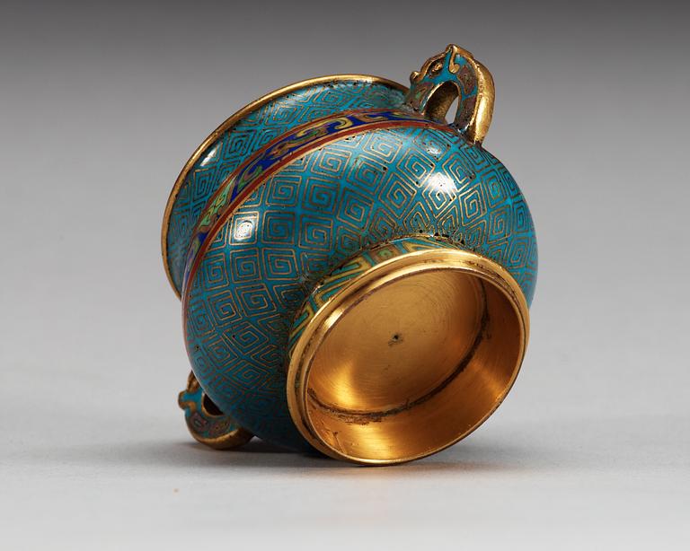 MINIATYRRÖKELSEKAR, cloisonne. Qing dynastin, 17/1800-tal.