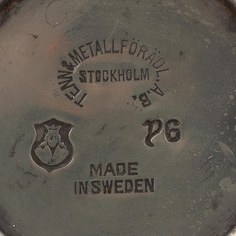 Vaser, ett par, tenn, jugend, Tenn och metallförädling AB, Stockholm 1893.