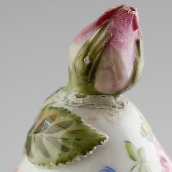 URNA, porslin, 1900-talets första hälft.