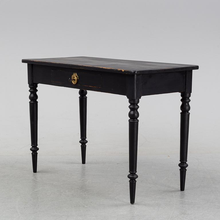 A painted writing desk, end of the 19th Century.