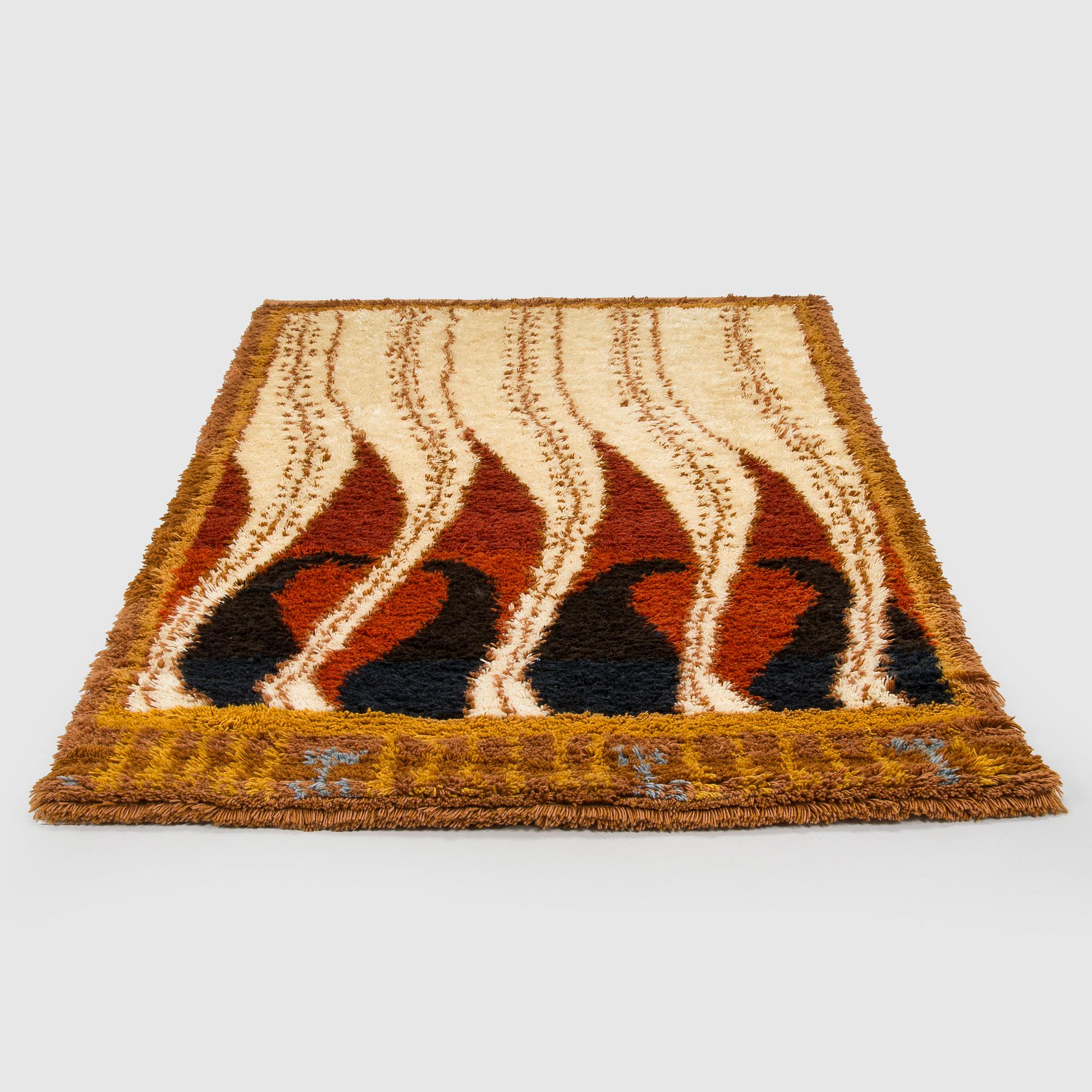 Akseli Gallen-Kallela, A finnish long pile rya rug, model for Friends of Finnish Handicraft. Ca 200 x 115 cm.