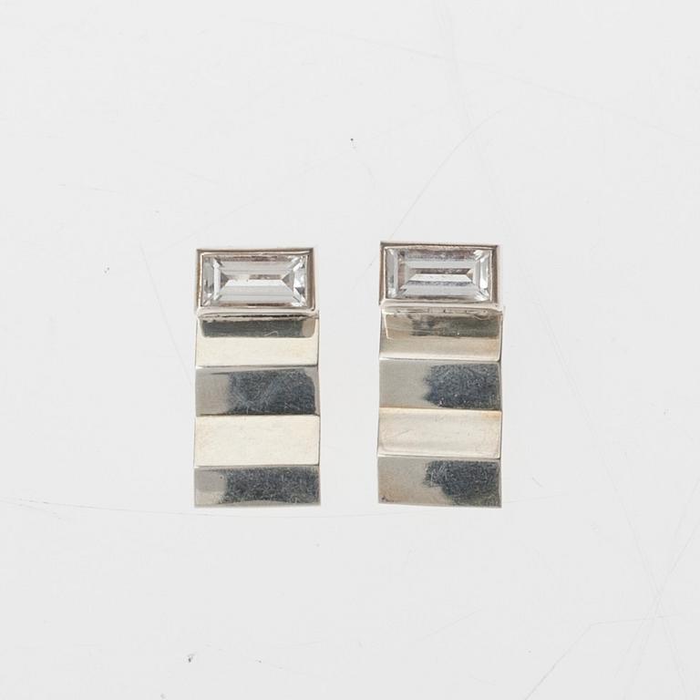 ÖRHÄNGEN, silver. Kaunis Koru 1998. Vikt 8,0 g.