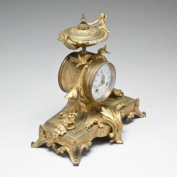 BORDSPENDYL, "Perrelet" Louis XVI- stil. 1900-talets första del.