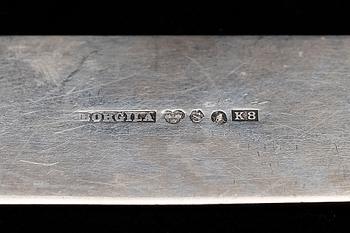 PARTI SILVER, 4 delar, bl a Atelier Borgila Stockholm 1936 och Jens Sisgaard Danmark 1944. Vikt exkl puderdosa ca 260g.