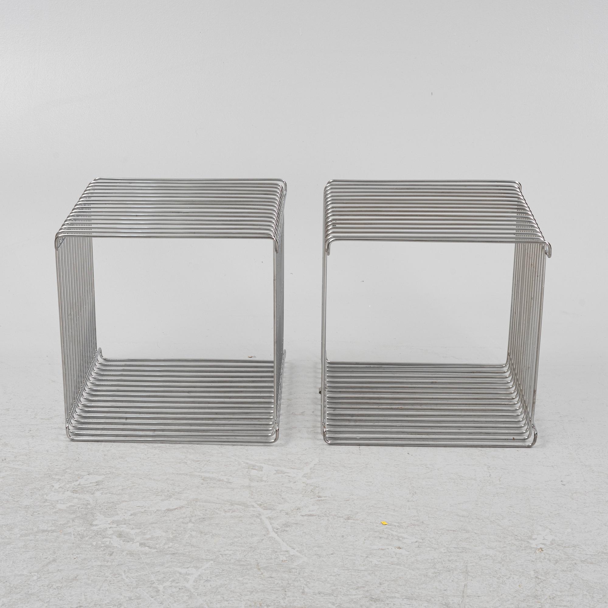 Verner Panton, hyllor/sängbord, ett par, "Wire", Montana, Danmark.