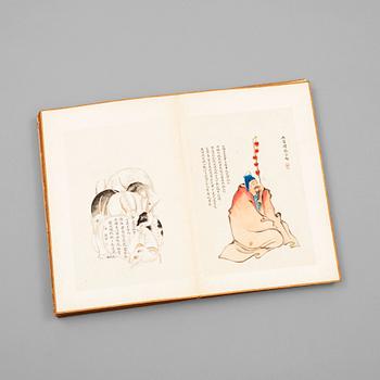 323. An album with 80 paintings and calligraphy, late Qing Dynasty (1644-1912).