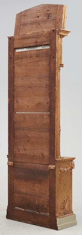 SPEGELTRYMÅ. Tillskriven Petter Gustaf Bylander (spegelfabrikör och skulptör i Göteborg 1804-1859). Empire.