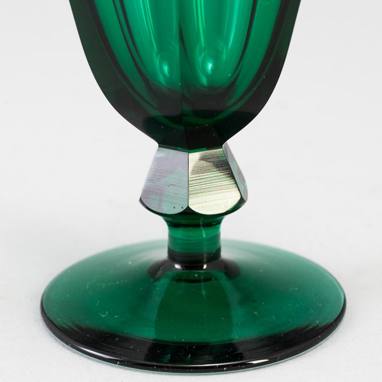 VINGLAS, 9 st "Bergh", design Elis Bergh för Kosta, 1900-talets mitt/andra hälft.